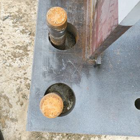 アンカーボルトの位置ずれを解消する親子フィラー